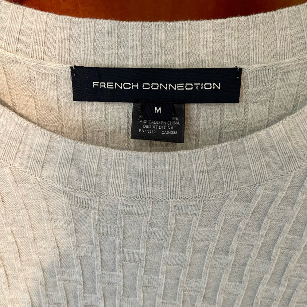 French Connection sweater - Picture 2 of 4